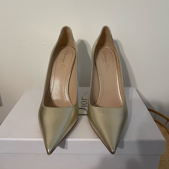 NWT Dior Women’s Moi Leather Pumps 40M in Stardust - Picture 1 of 11